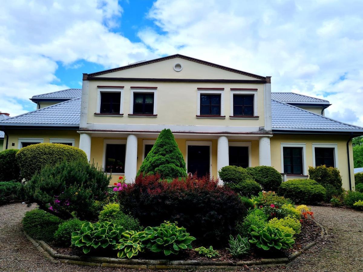 Villa Wrzosowe Siedlisko Czosnów Exterior foto